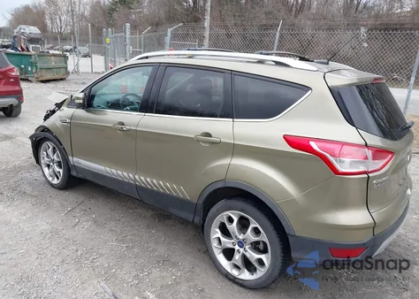 2013 Ford Escape Titanium from USA, damaged, VIN 1FMCU9J9XDUD49910